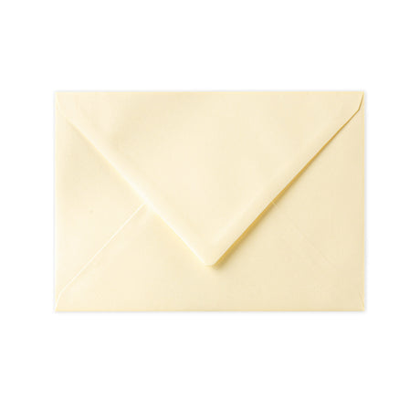 Magnolienfarbenes Kuvert 162x229 mm (C5)